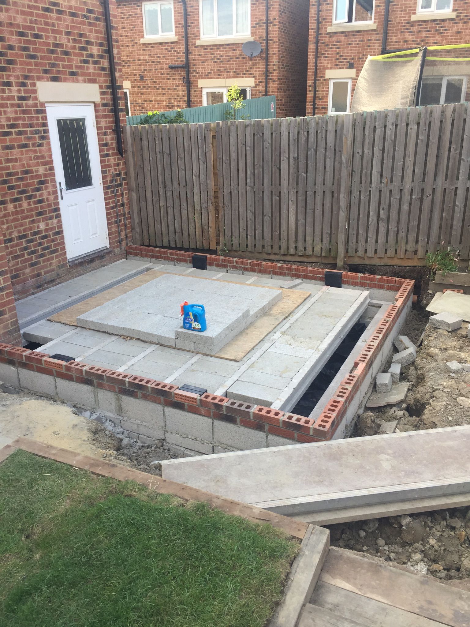 Resin driveway installation in Leeds by Lynch Renovation & Development